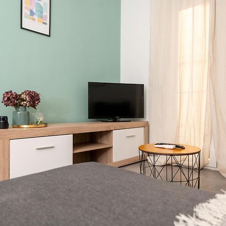 Niso Thessaloniki Hospitality Apartments エクステリア 写真